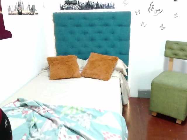 Capturas de tela de transmissão Ruby-Rose1