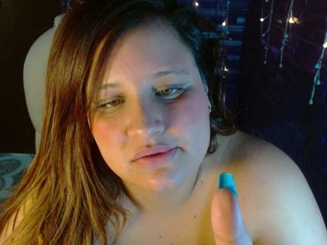 Capturas de tela de transmissão SabrinaQueen04