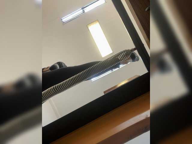 Capturas de tela de transmissão SallyeLeins