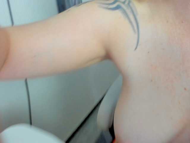 Capturas de tela de transmissão SallySecret