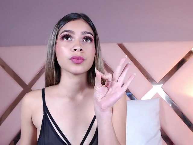 Capturas de tela de transmissão SamantaParker