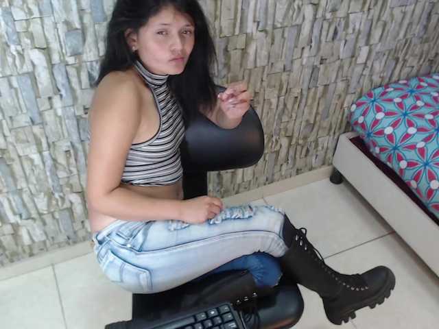 Capturas de tela de transmissão SAMANTHAA18