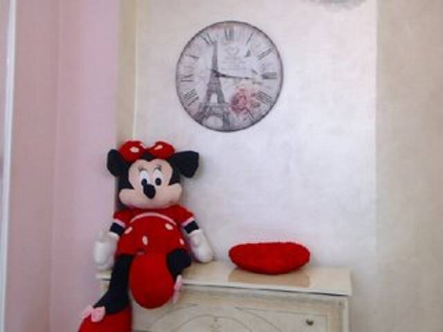 Capturas de tela de transmissão Sandy-Bella