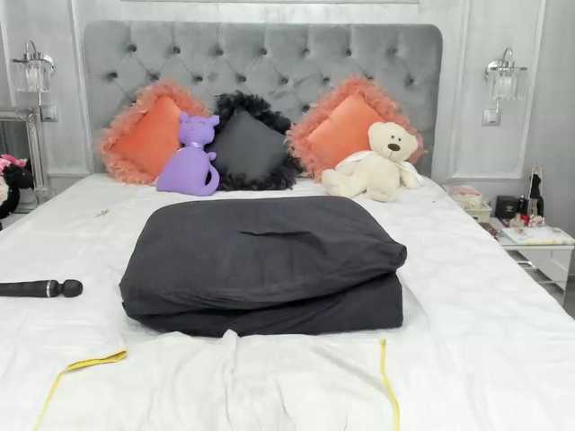 Capturas de tela de transmissão SaraJennyfer