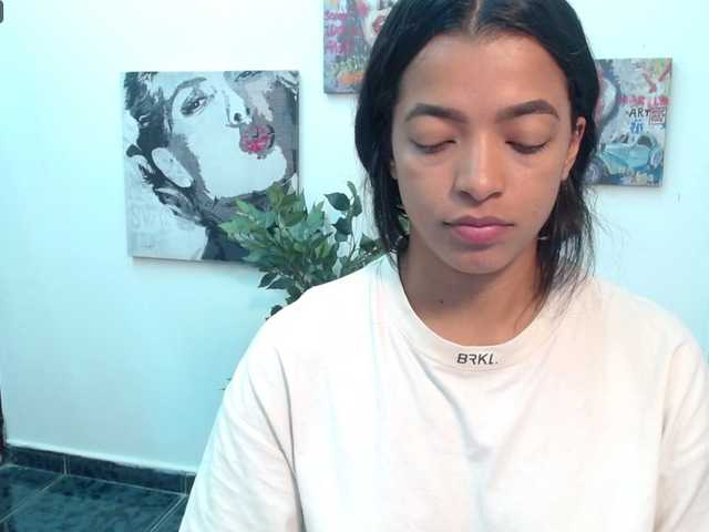 Capturas de tela de transmissão sarathomson1