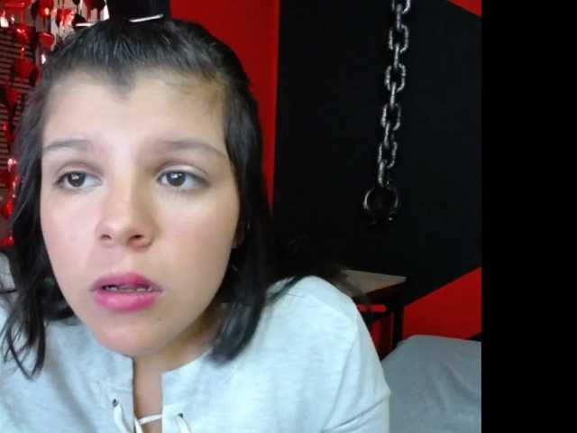 Capturas de tela de transmissão PalomaMami