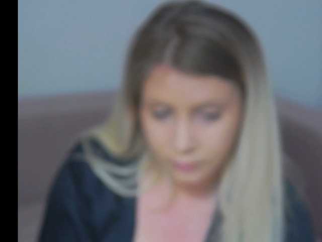 Capturas de tela de transmissão Sarrah8
