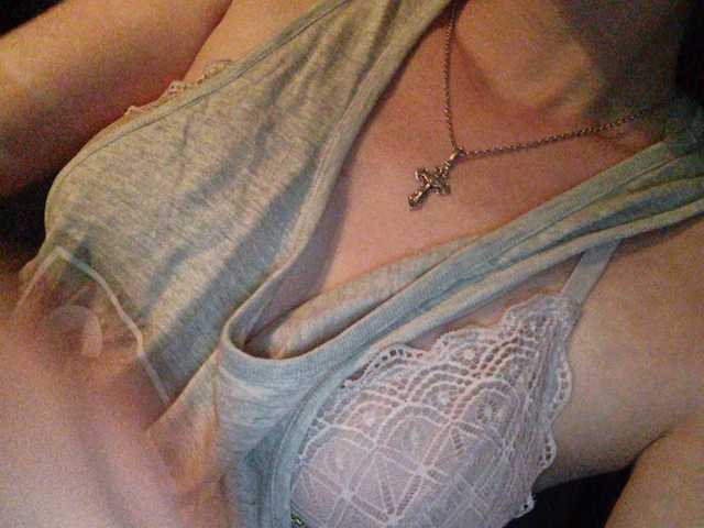 Capturas de tela de transmissão Sasha-Model2