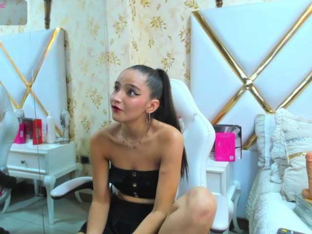 Capturas de tela de transmissão SashaaFerrer