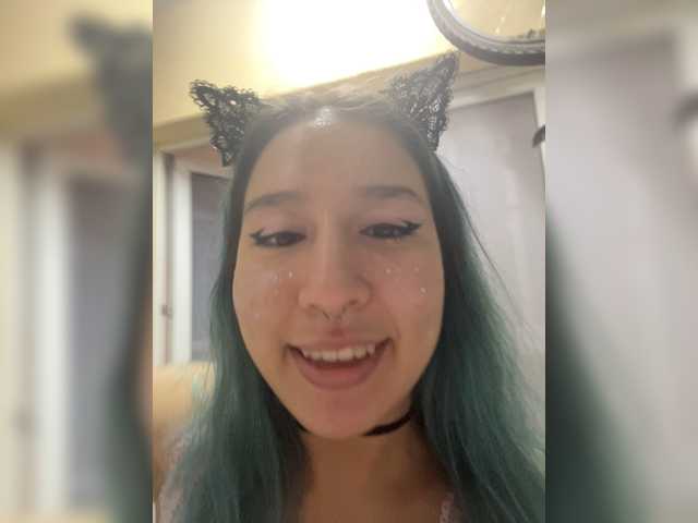 Capturas de tela de transmissão SashaLoves69