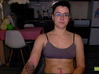 Chat de vídeo erótico Sashanotfound