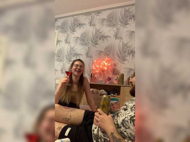 Capturas de tela de transmissão Satanskids