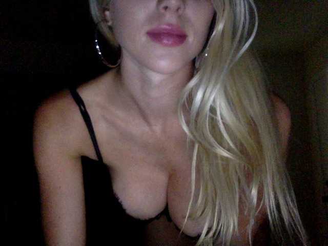 Fotos ScarlettNoel Dildo pussy in 400 token :* #new #blonde #squirt #bigboobs