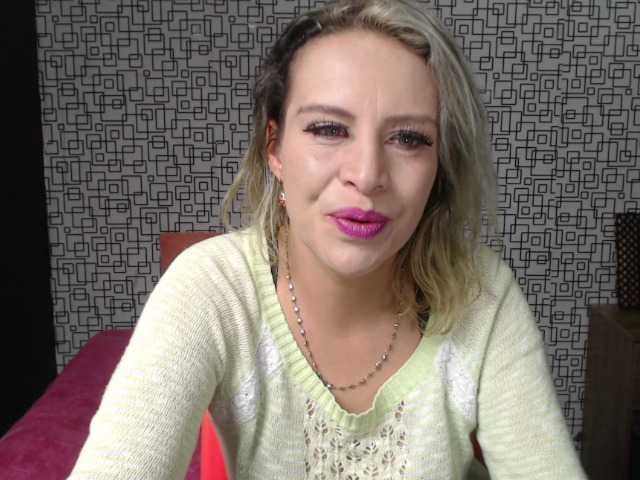 Capturas de tela de transmissão Scarlettsex69