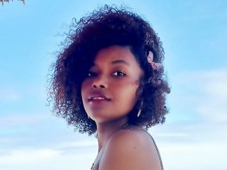 Chat de vídeo erótico SelenaJoya