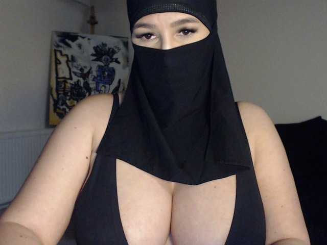 Capturas de tela de transmissão SelmaAzmani