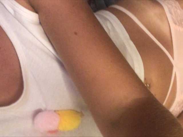 Capturas de tela de transmissão sensualmilana