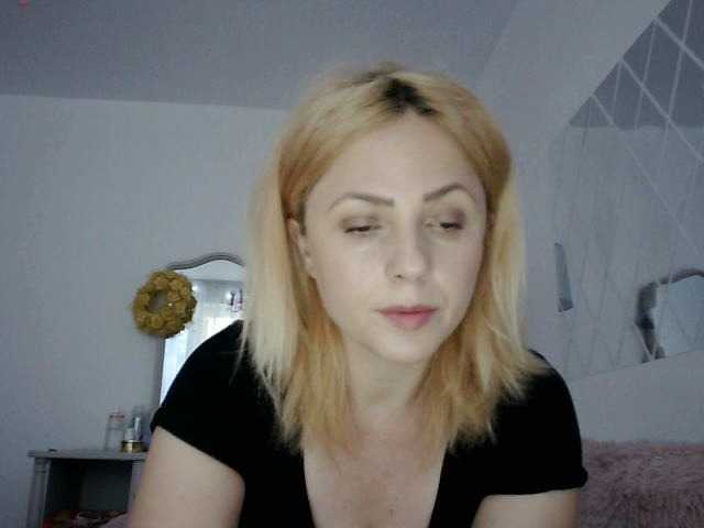 Capturas de tela de transmissão SerenaQuinn