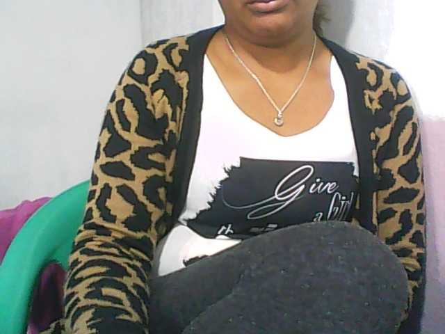 Capturas de tela de transmissão sexymom330