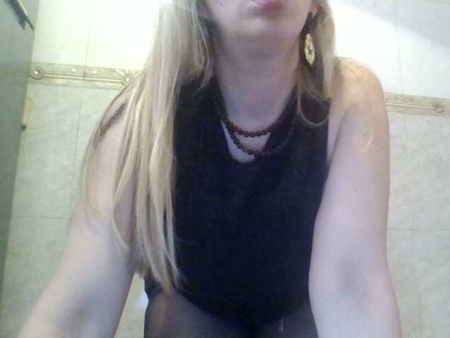 Capturas de tela de transmissão SexyXSveta