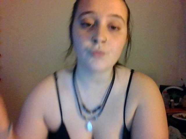 Capturas de tela de transmissão Shadow-Slut