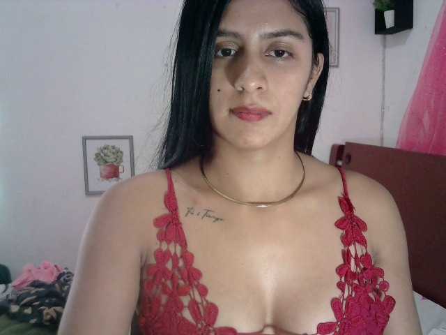 Capturas de tela de transmissão ShantallBruce