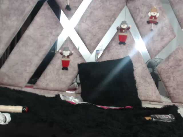 Capturas de tela de transmissão ShantalWhite