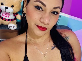 Chat de vídeo erótico shara-24