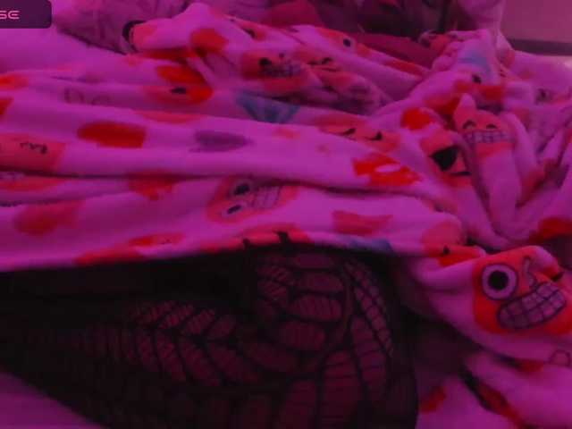 Capturas de tela de transmissão ShaynaSweet