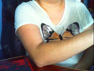 Capturas de tela de transmissão ShyDom32