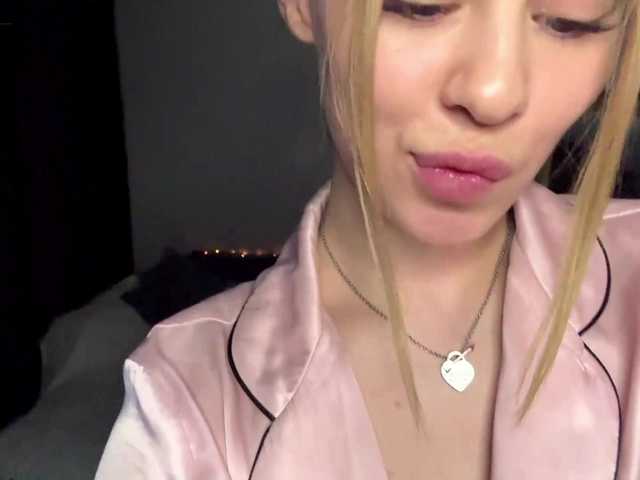 Capturas de tela de transmissão ShyElisa