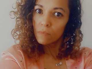 Chat de vídeo erótico SkyeeJ151