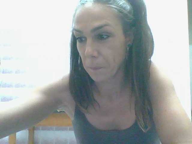 Capturas de tela de transmissão Ginela