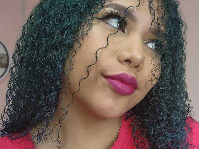 Foto do perfil smiling-curly