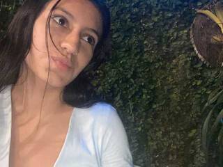 Chat de vídeo erótico Sofia-Mansson