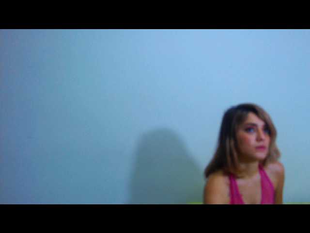 Capturas de tela de transmissão Sofiadoll