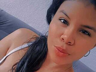 Chat de vídeo erótico sofiasexy18