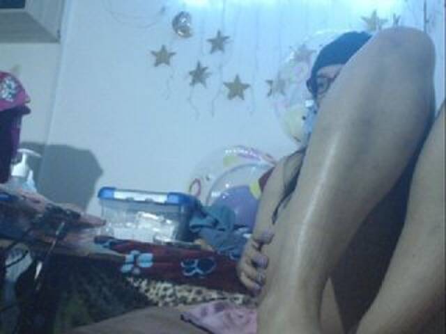 Capturas de tela de transmissão sofy_dirtyHot