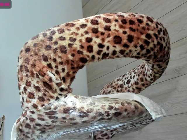 Capturas de tela de transmissão sofy_dirtyHot