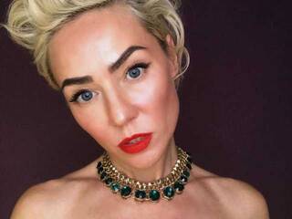 Chat de vídeo erótico Sonya-Fry