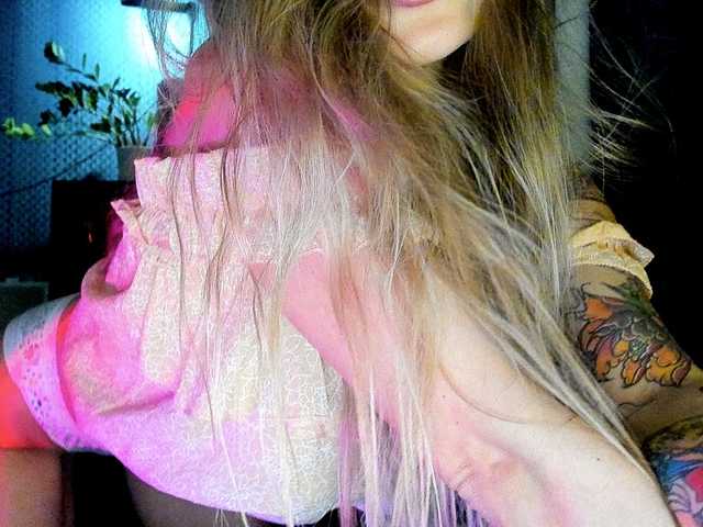 Capturas de tela de transmissão Sonya-Mo