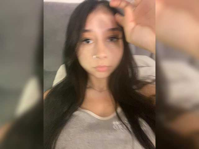 Capturas de tela de transmissão SonyaMeow