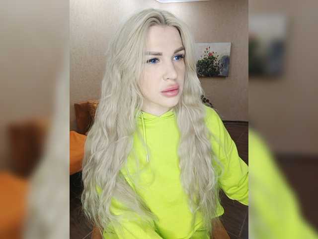 Capturas de tela de transmissão CyberWhore111
