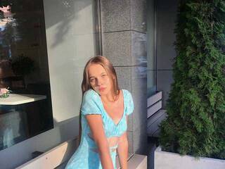 Chat de vídeo erótico SugaaaaR