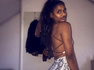 Chat de vídeo erótico surayaNdia