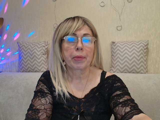Capturas de tela de transmissão SusieNoreen