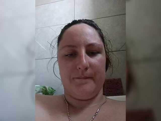 Capturas de tela de transmissão Suzanna3
