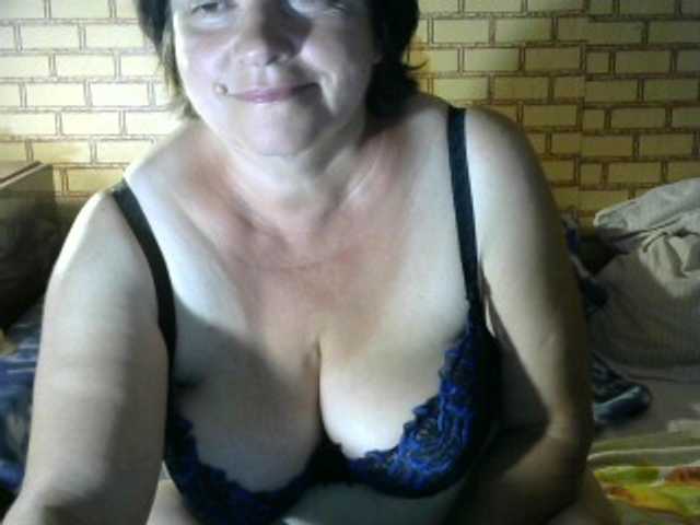 Fotos Sweetbaby001 Hi) Come in) It's fun and interesting here)Looking camera 50 ***250 tokens or privat.