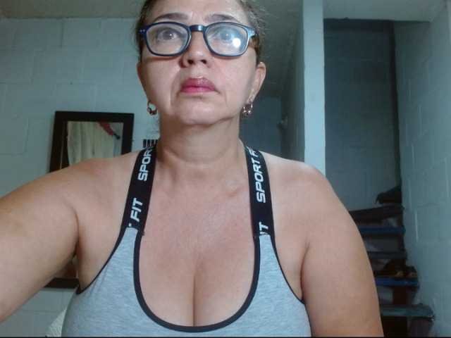 Fotos sweetthelmax welcome my loves!!!! enter the fantasy show mature latina with super big tits#naked total 165 tks#deep anal 95 tks#big ass natural 20tks#blow job 45 tks#squirts or cum 180tks