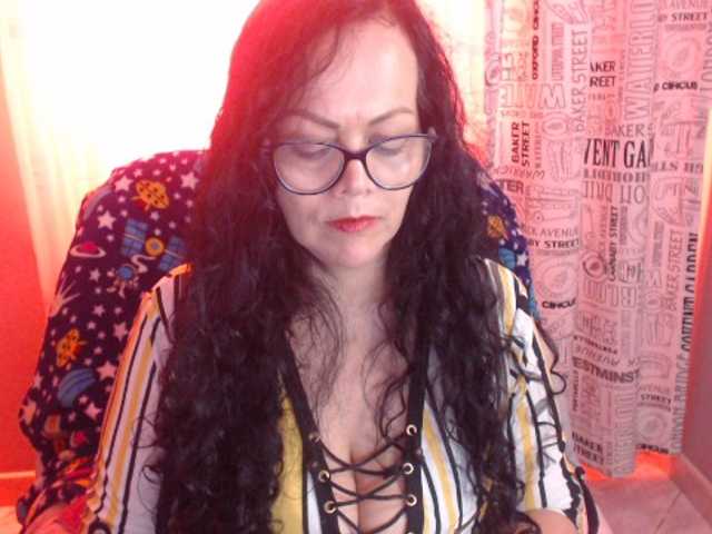 Capturas de tela de transmissão sweetvaleria